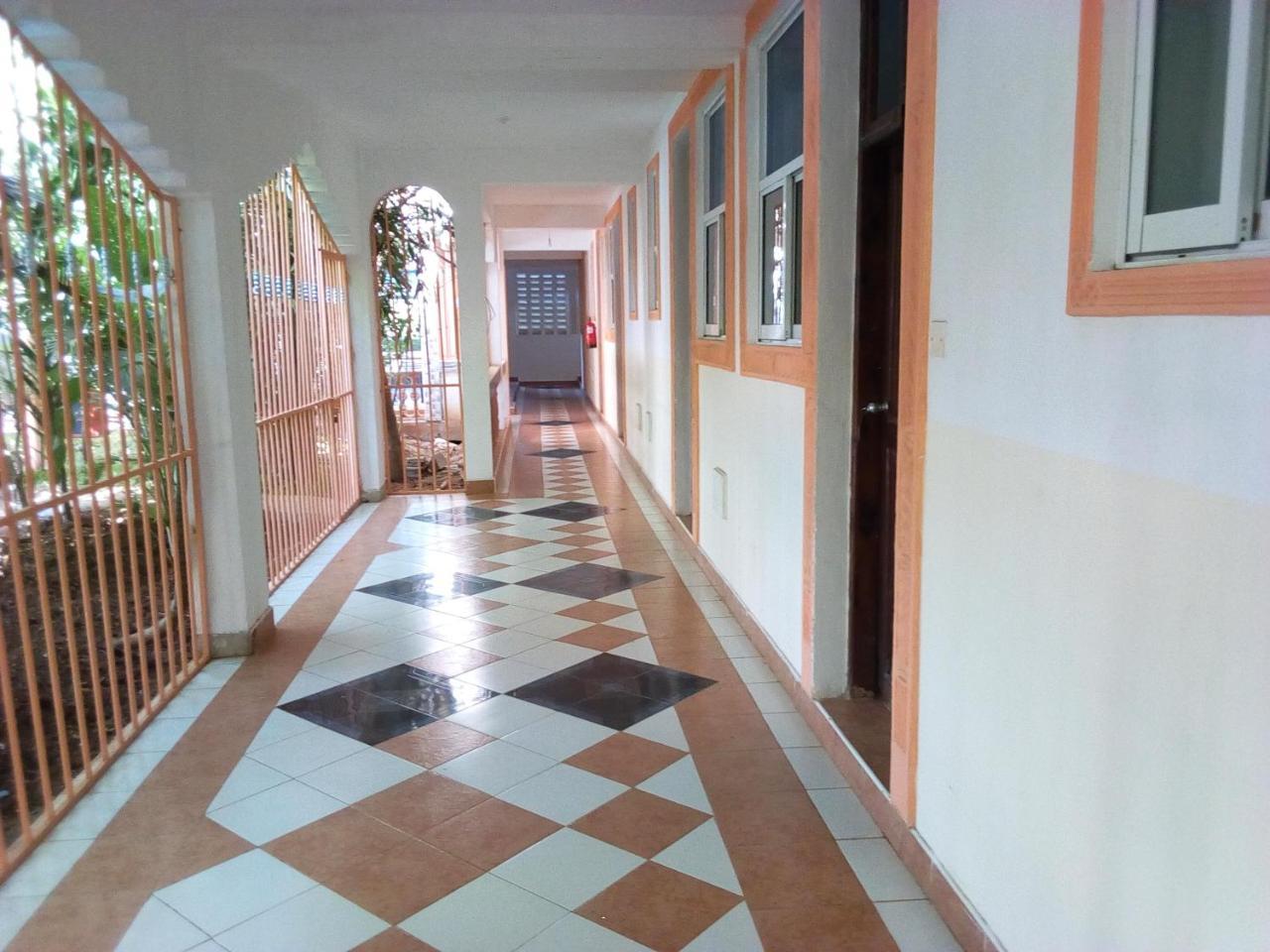 Premier Guest Residence Hotel Malindi Extérieur photo