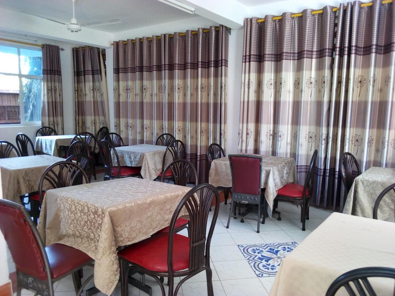 Premier Guest Residence Hotel Malindi Extérieur photo